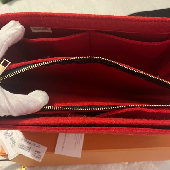 Louis Vuitton Limited Edition Damier Ebene Patches Speedy Bandouliere 30 Satchel - Picture 14 of 15